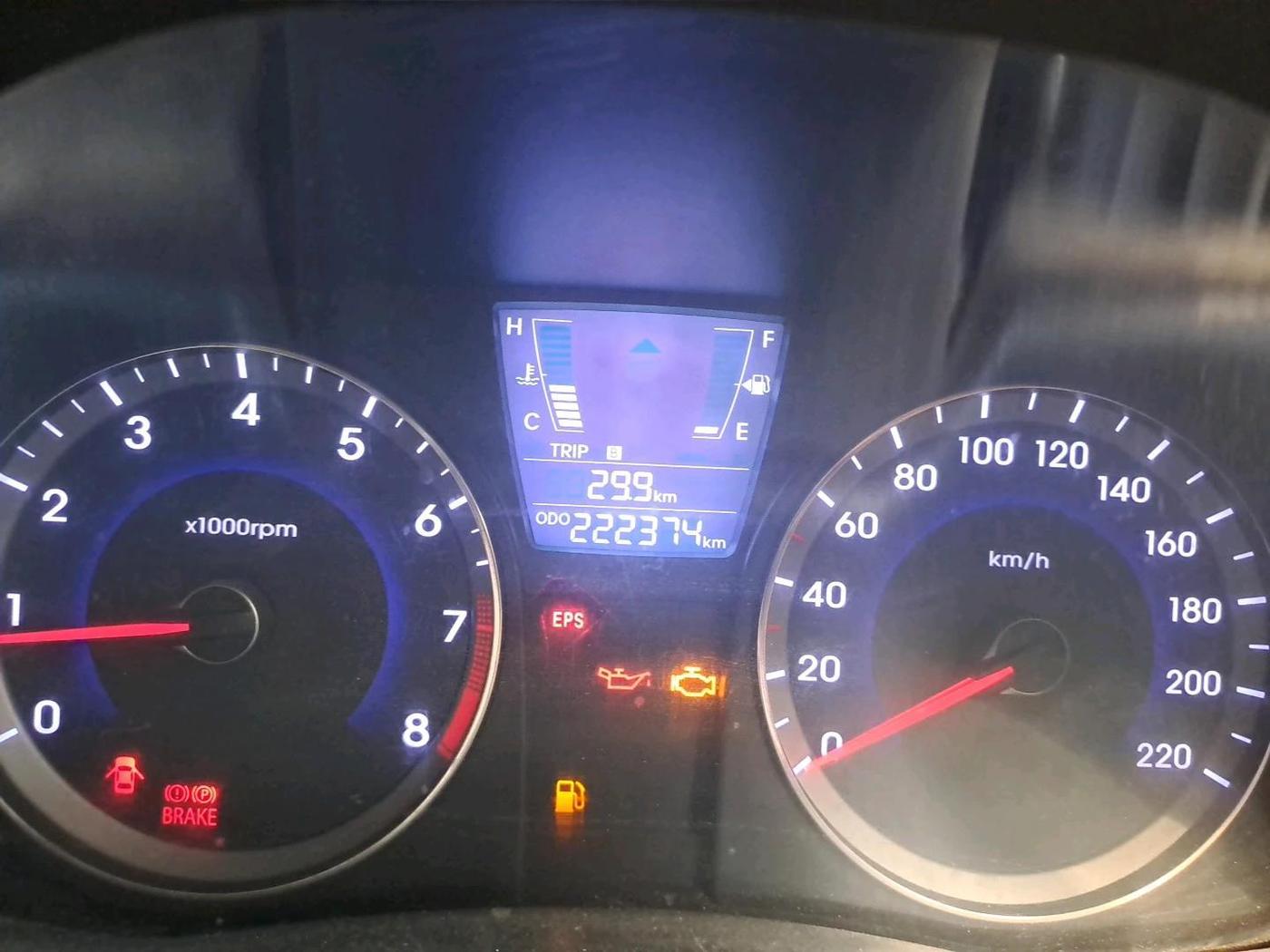 2013 Hyundai Verna FLUIDIC 1.4 VTVT, CNG, Manual, 2,22,375 km, interior
