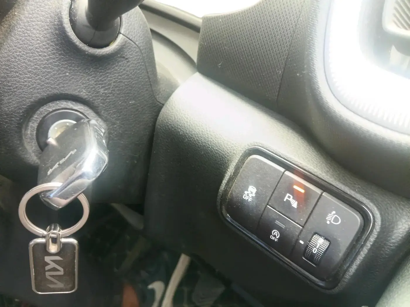 2024 KIA SONET HTK (O) 1.2 Petrol MT, Petrol, Manual, 16,893 km, interior