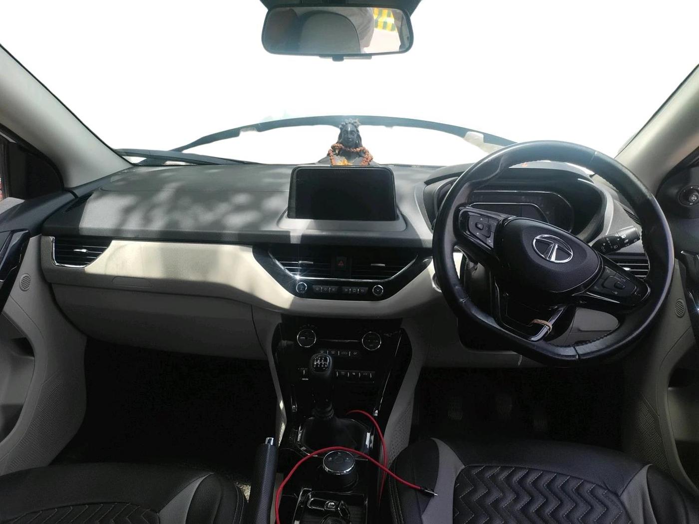 2021 Tata NEXON XZ PLUS PETROL SUNROOF, Petrol, Manual, 62,041 km, interior