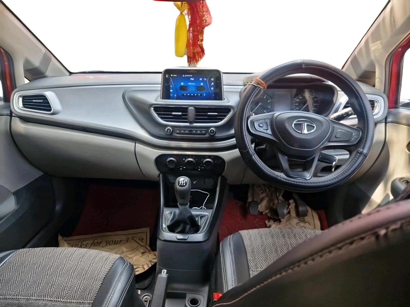 2021 Tata ALTROZ XM DIESEL, Diesel, Manual, 87,408 km, interior
