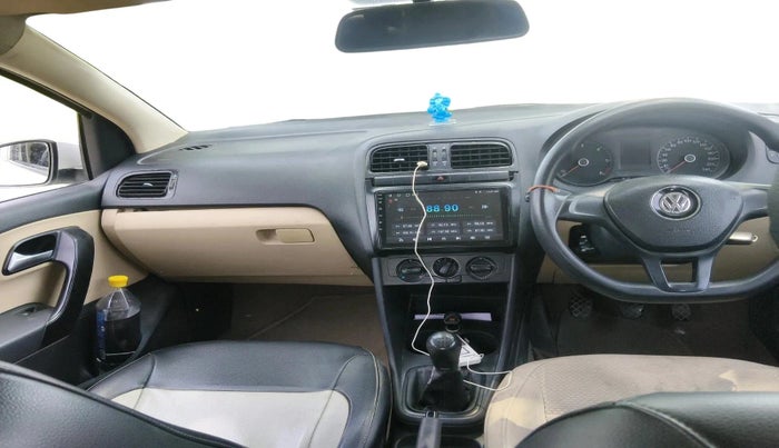 2016 Volkswagen Ameo COMFORTLINE 1.5L, Diesel, Manual, 1,91,055 km, interior