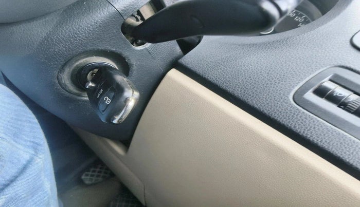 2016 Volkswagen Ameo COMFORTLINE 1.5L, Diesel, Manual, 1,91,055 km, interior