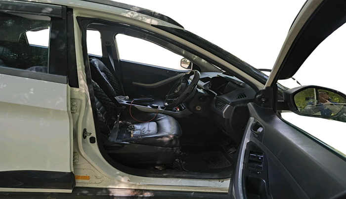 2022 Tata NEXON XM SUNROOF PETROL, Petrol, Manual, 65,377 km, interior