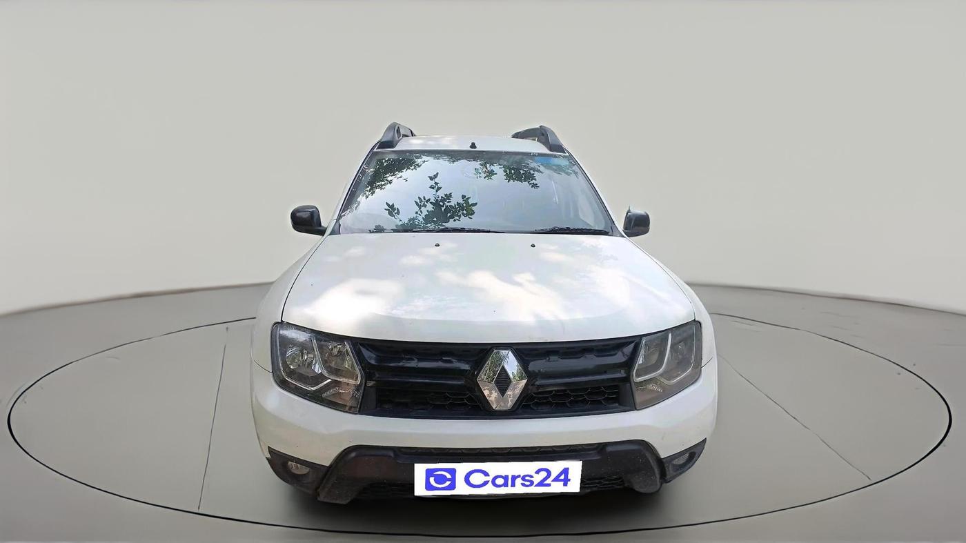 2017 Renault Duster RXS CVT, CNG, Automatic, 85,477 km, exterior