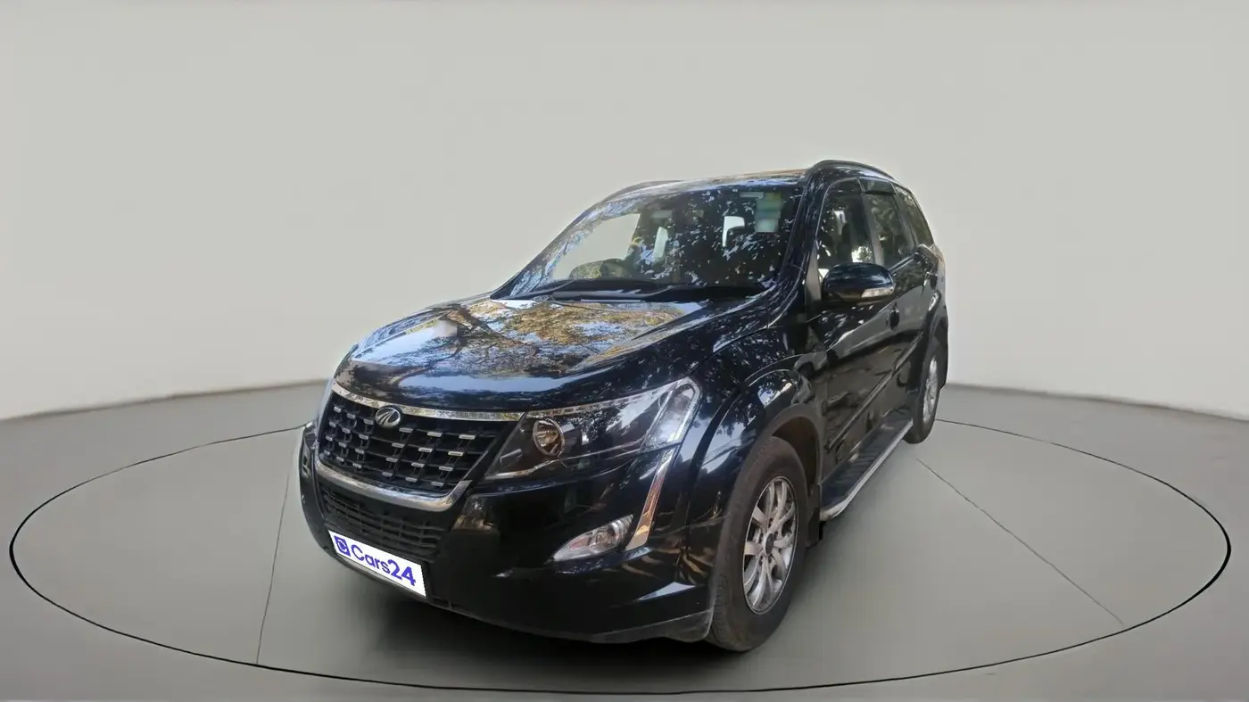 2021 Mahindra XUV500 W9, Diesel, Manual, 73,316 km, exterior