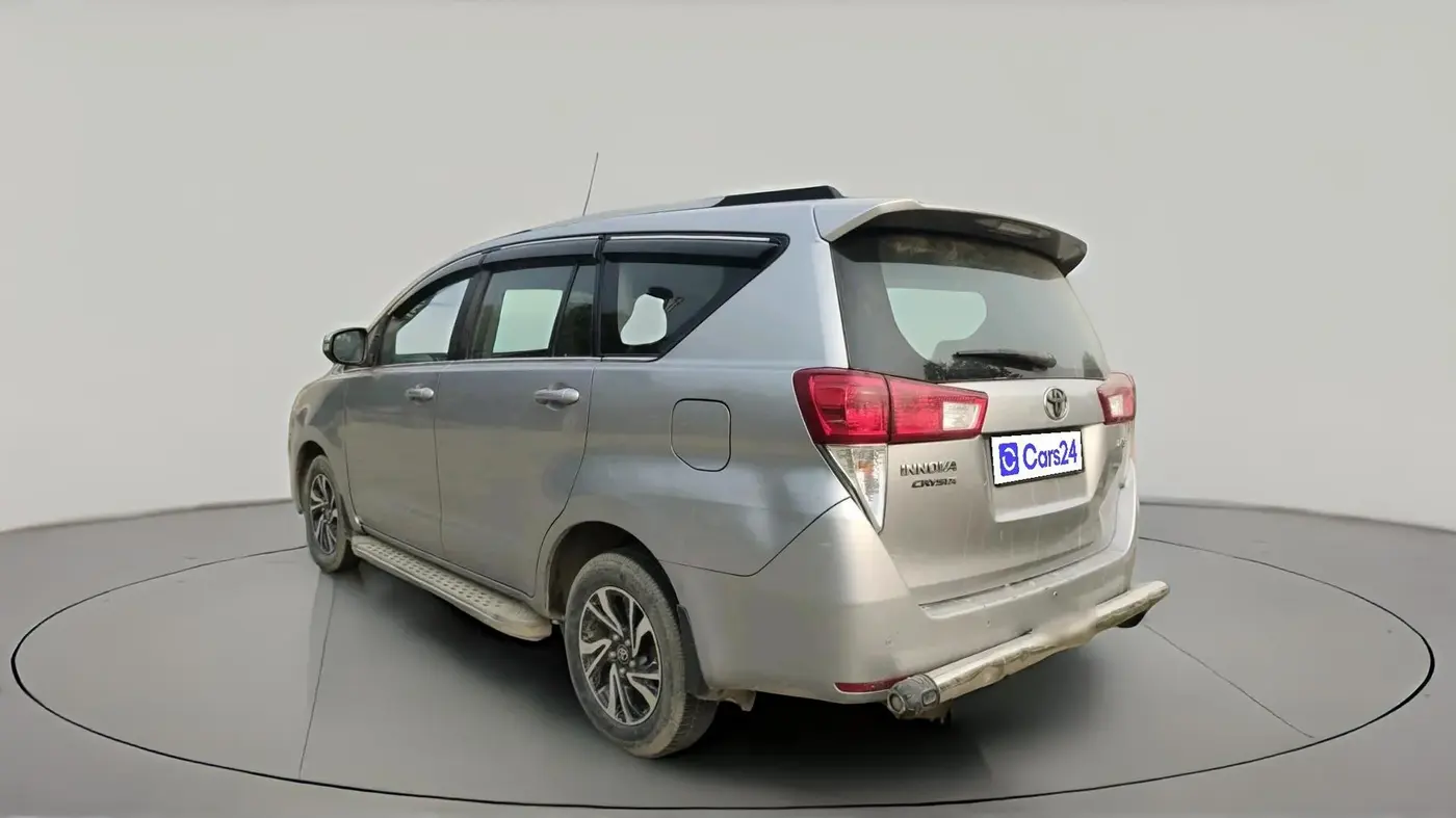 2021 Toyota Innova Crysta 2.4 GX 7 STR, Diesel, Manual, 63,410 km, exterior