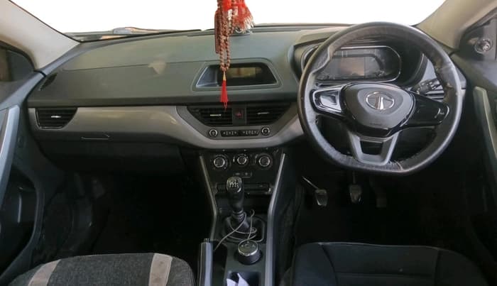 2022 Tata NEXON XM PETROL, CNG, Manual, 72,172 km, interior