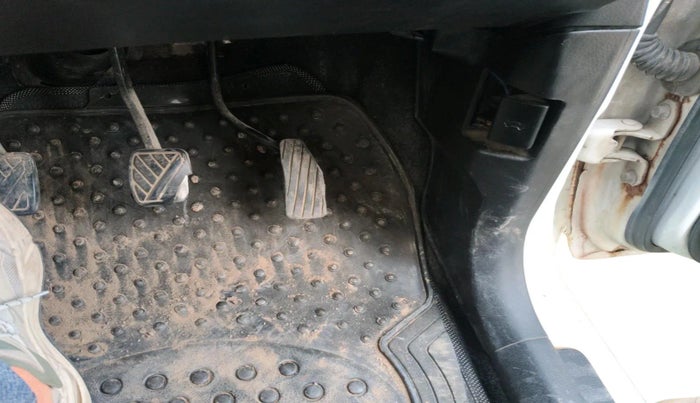 2016 Maruti Wagon R 1.0 LXI CNG, CNG, Manual, 70,451 km, interior