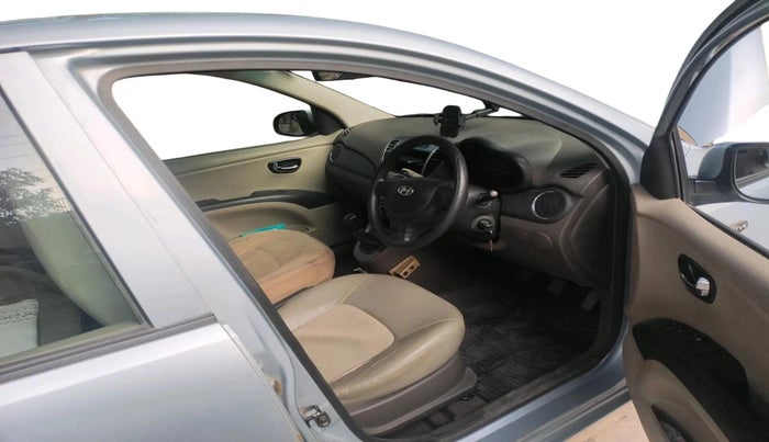 2011 Hyundai i10 MAGNA 1.2, Petrol, Manual, 48,659 km, interior