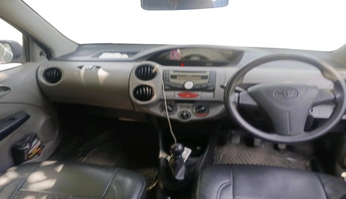 2011 Toyota Etios G, Petrol, Manual, 86,265 km, interior