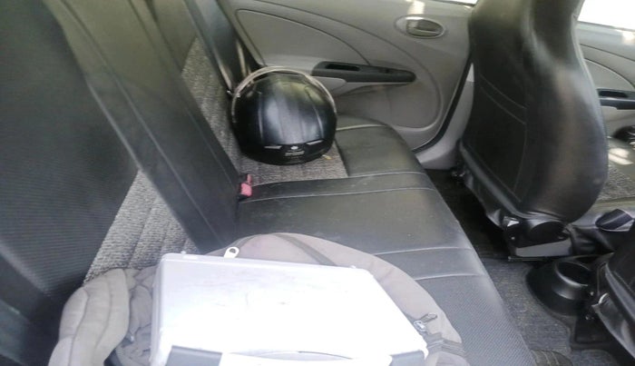 2011 Toyota Etios G, Petrol, Manual, 86,265 km, interior