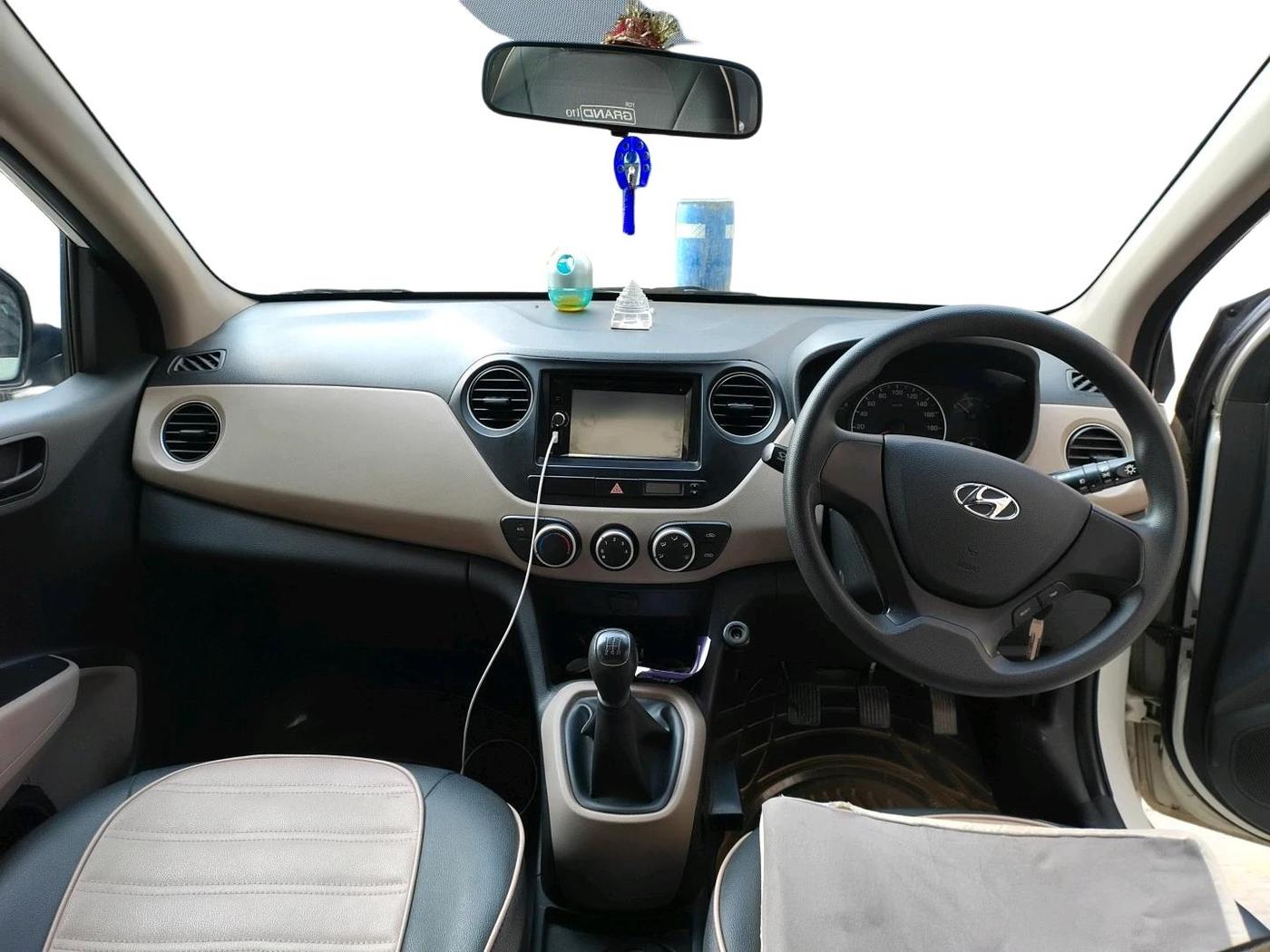 2016 Hyundai Grand i10 MAGNA 1.2 KAPPA VTVT, Petrol, Manual, 45,367 km, interior