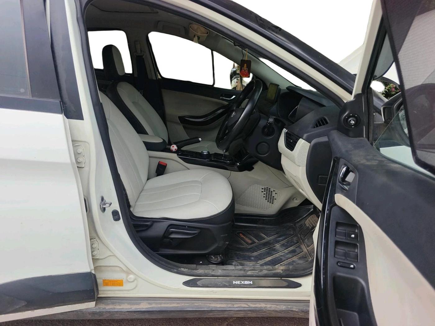 2023 Tata NEXON XZA PLUS SUNROOF PETROL, Petrol, Automatic, 44,896 km, interior