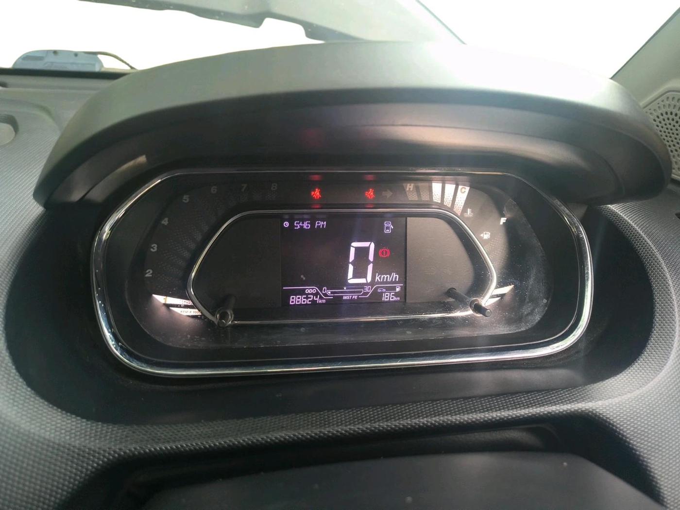 2020 Tata Tiago XZ PLUS PETROL, Petrol, Manual, 88,624 km, interior