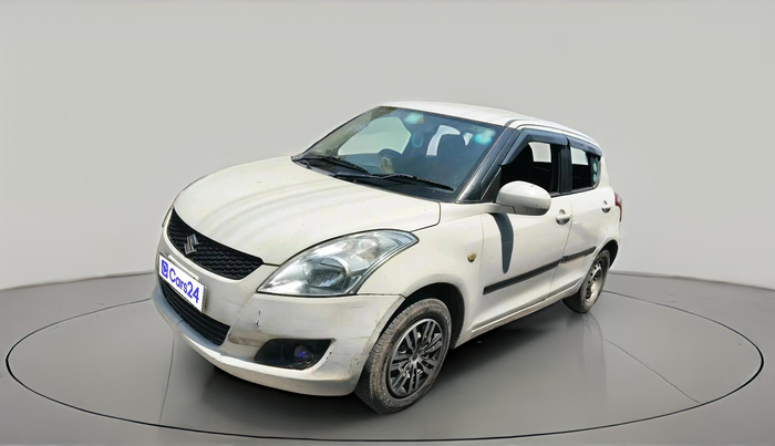 2011 Maruti Swift LXI, CNG, Manual, 1,77,328 km, exterior