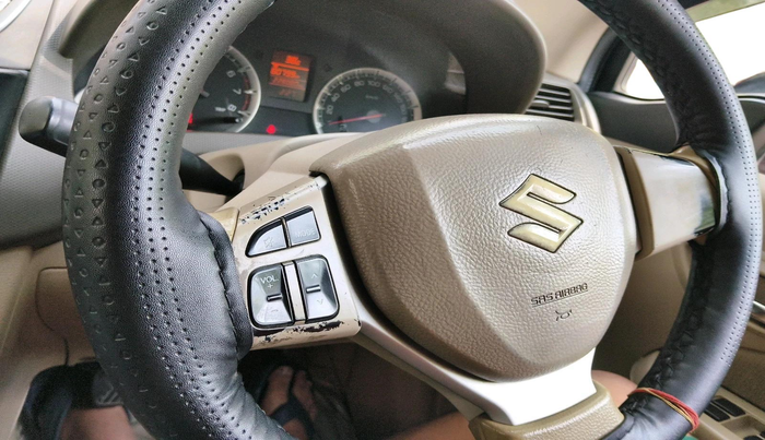 2012 Maruti Ertiga ZXI, Petrol, Manual, 2,28,080 km, interior