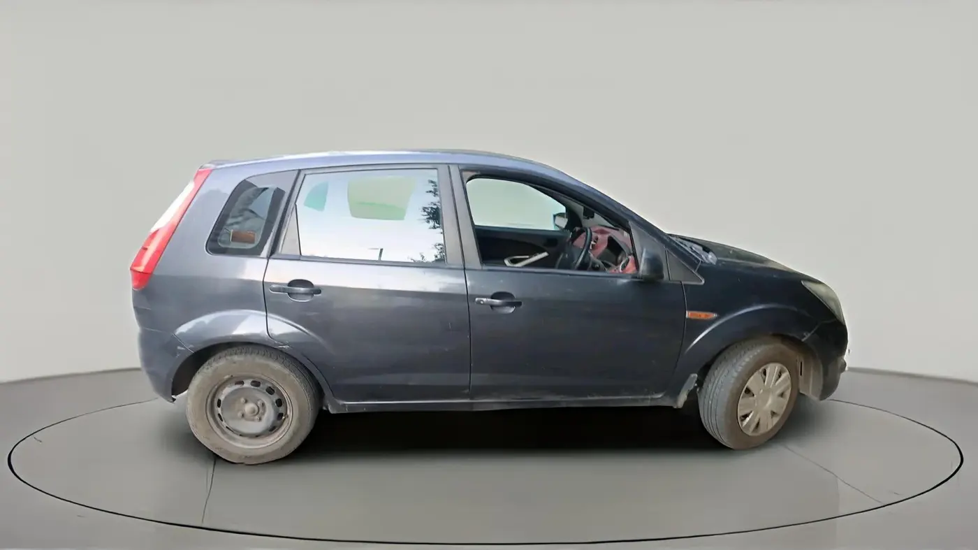 2011 Ford Figo ZXI 1.2 PETROL, Petrol, Manual, 67,959 km, exterior