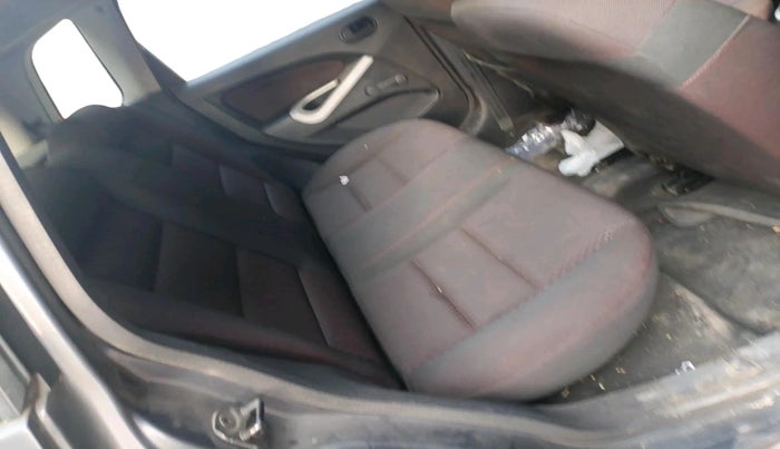 2011 Ford Figo ZXI 1.2 PETROL, Petrol, Manual, 67,959 km, interior