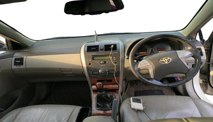 2011 Toyota Corolla Altis G PETROL, Petrol, Manual, 1,54,651 km, interior
