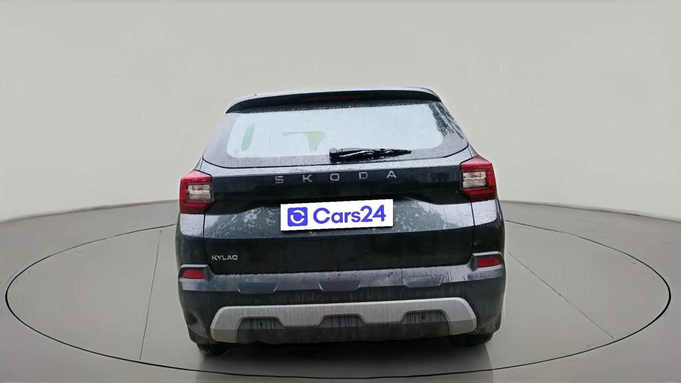 2026 Skoda Kylaq Signature AT, Petrol, Automatic, 730 km, exterior