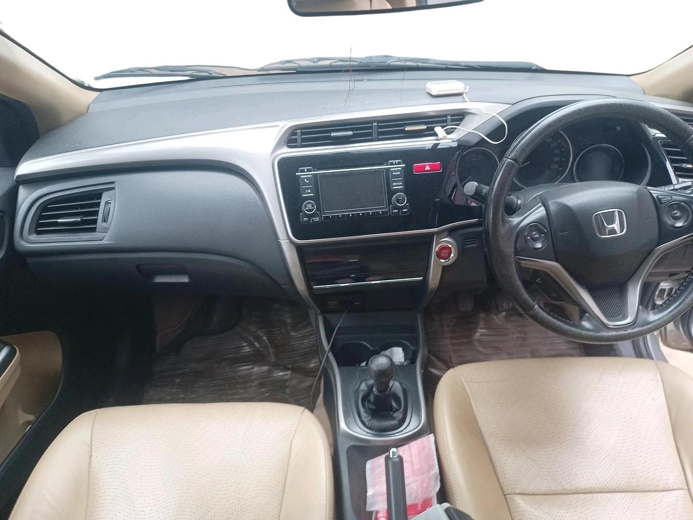 2016 Honda City 1.5L I-DTEC VX, Diesel, Manual, 66,696 km, interior