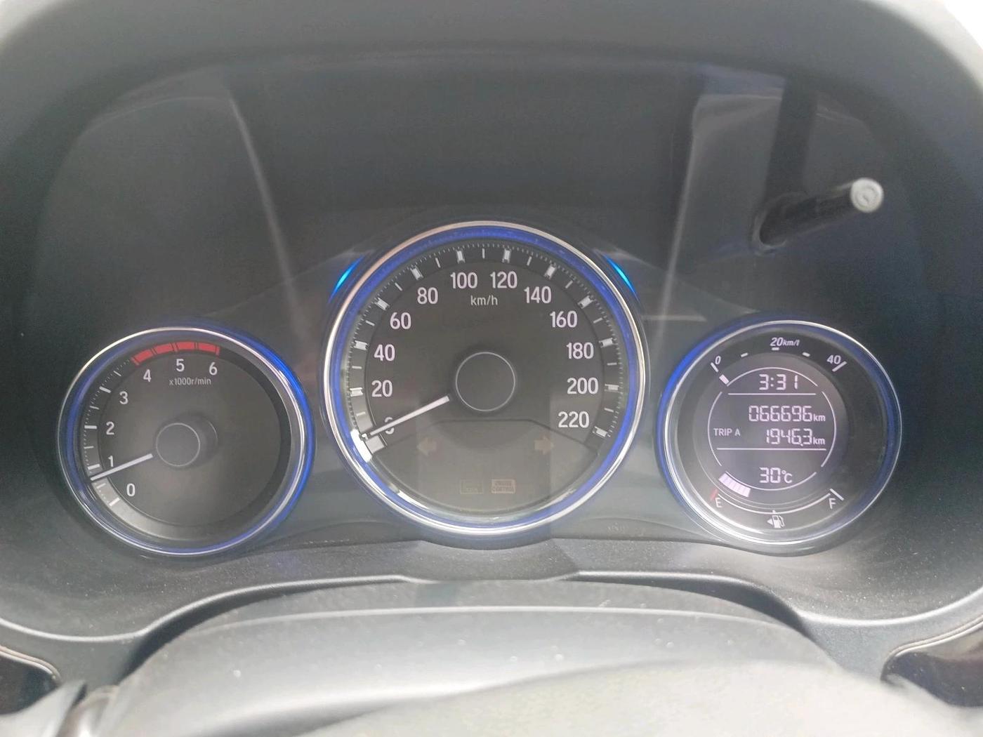 2016 Honda City 1.5L I-DTEC VX, Diesel, Manual, 66,696 km, interior
