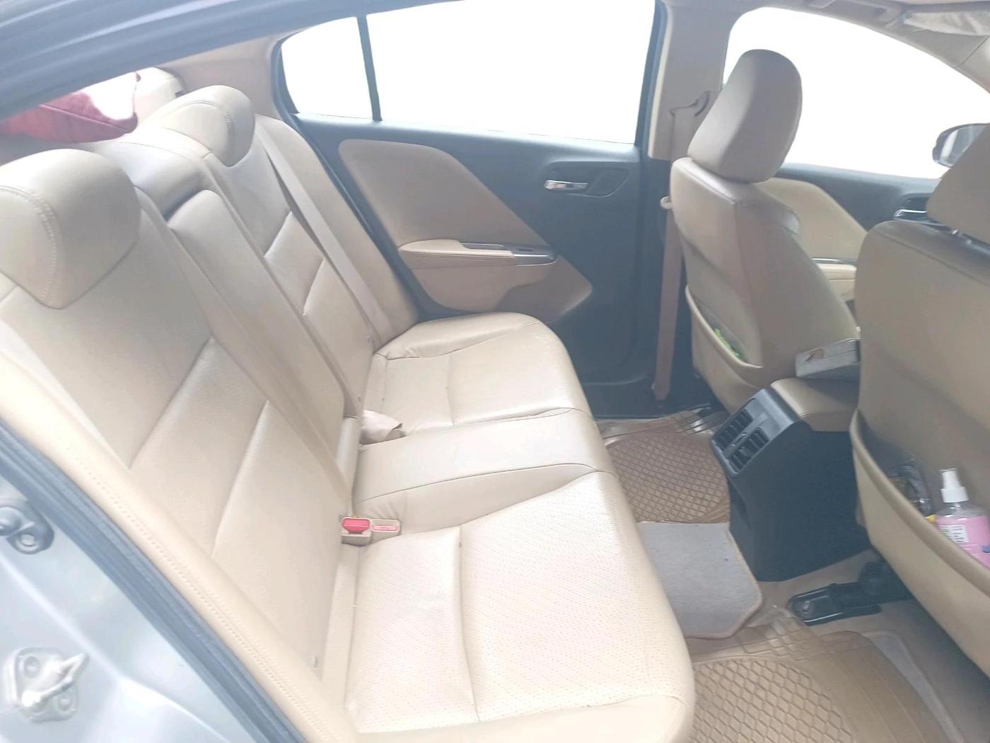 2016 Honda City 1.5L I-DTEC VX, Diesel, Manual, 66,696 km, interior
