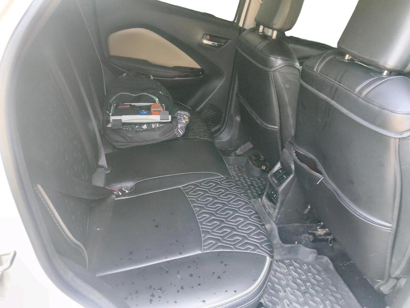 2023 Toyota Glanza V, Petrol, Manual, 38,783 km, interior