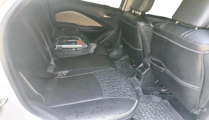 2023 Toyota Glanza V, Petrol, Manual, 38,783 km, interior