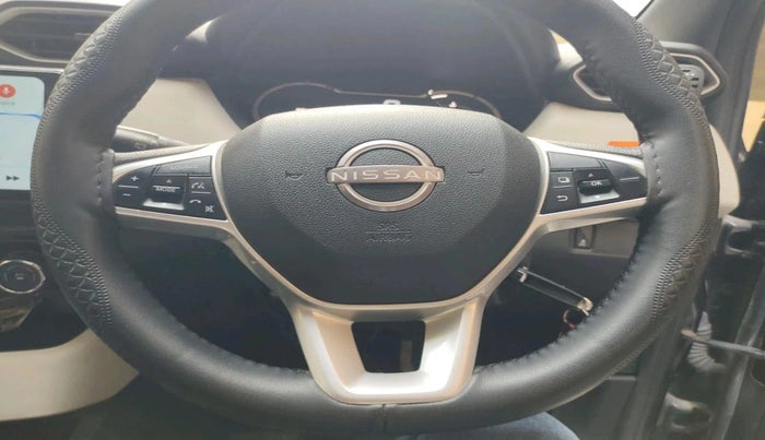 2024 Nissan MAGNITE XE, Petrol, Manual, 14,442 km, interior