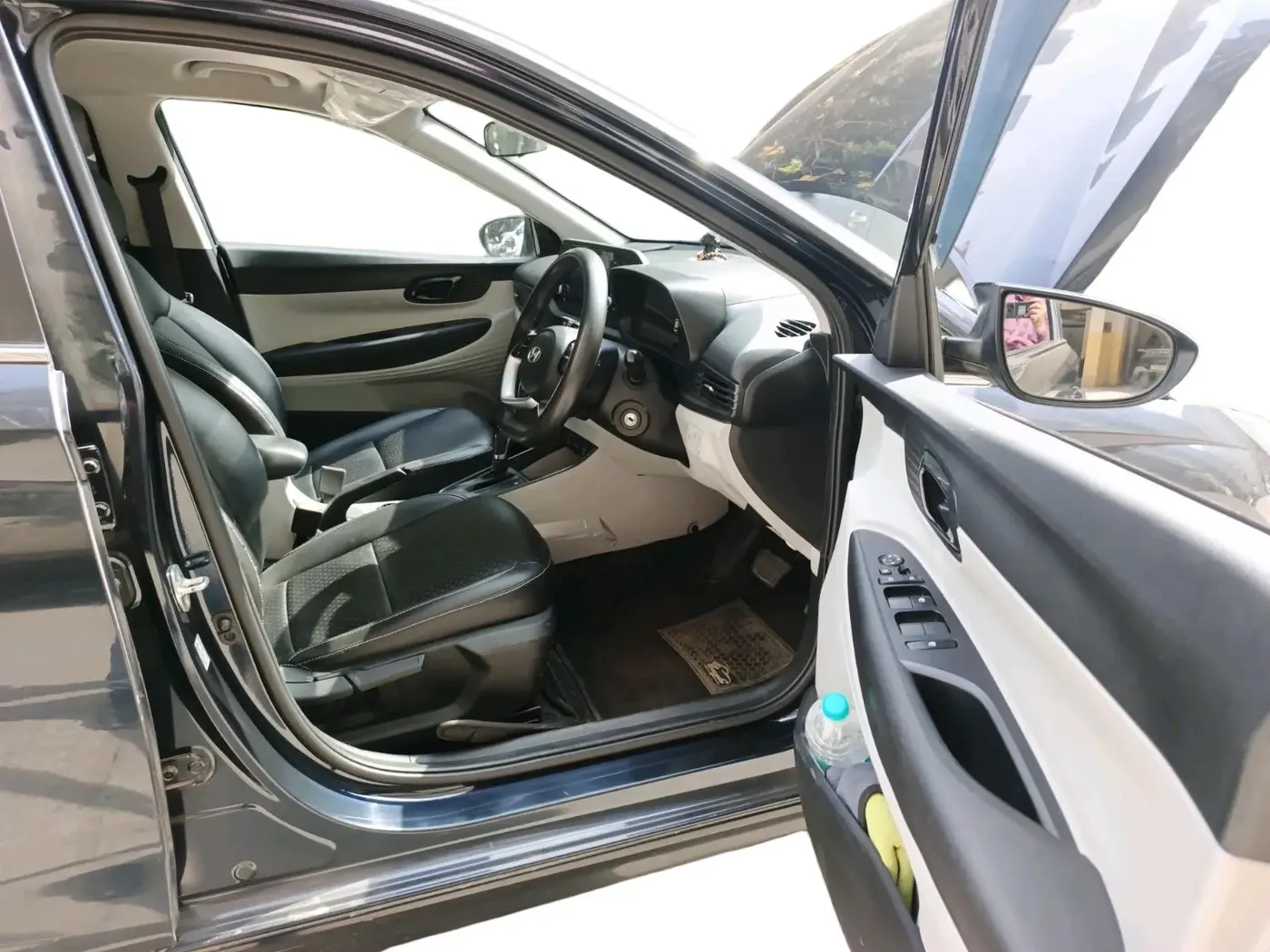 2024 Hyundai NEW I20 SPORTZ 1.2 IVT, Petrol, Automatic, 25,291 km, interior