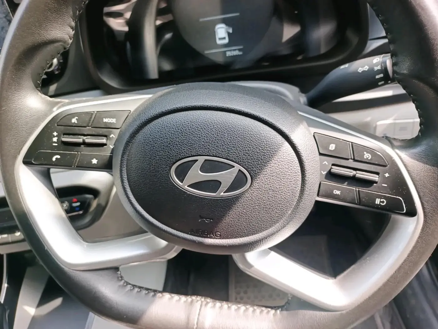 2024 Hyundai NEW I20 SPORTZ 1.2 IVT, Petrol, Automatic, 25,291 km, interior