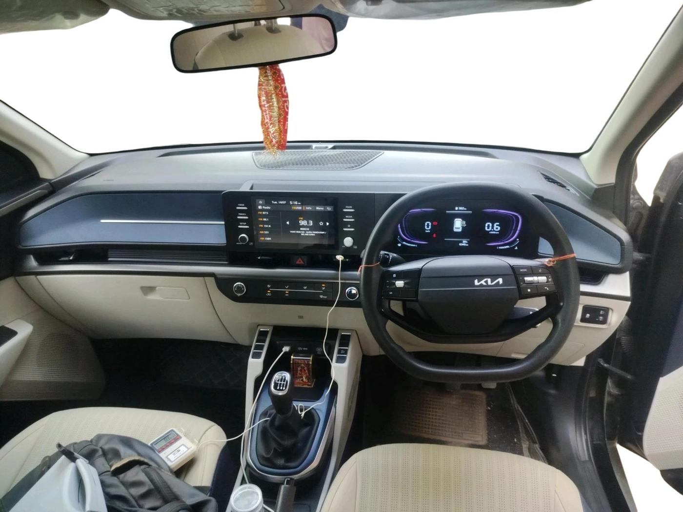 2025 KIA Carens Clavis HTE (O) 1.5 Turbo Petrol MT, Petrol, Manual, 6,345 km, interior