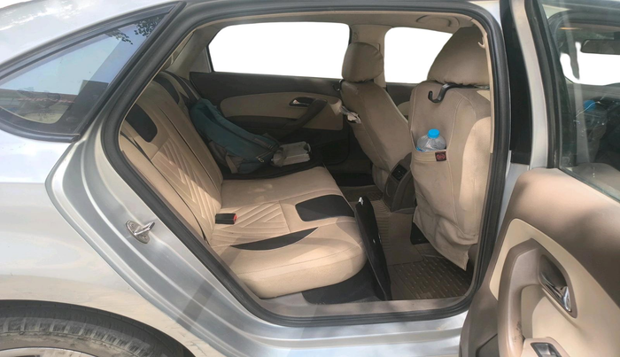 2011 Skoda Rapid 1.6 MPI ACTIVE, Petrol, Manual, 1,29,338 km, interior