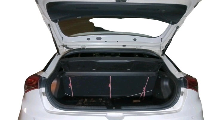 2016 Hyundai i20 Active 1.2 S, Petrol, Manual, 23,023 km, exterior