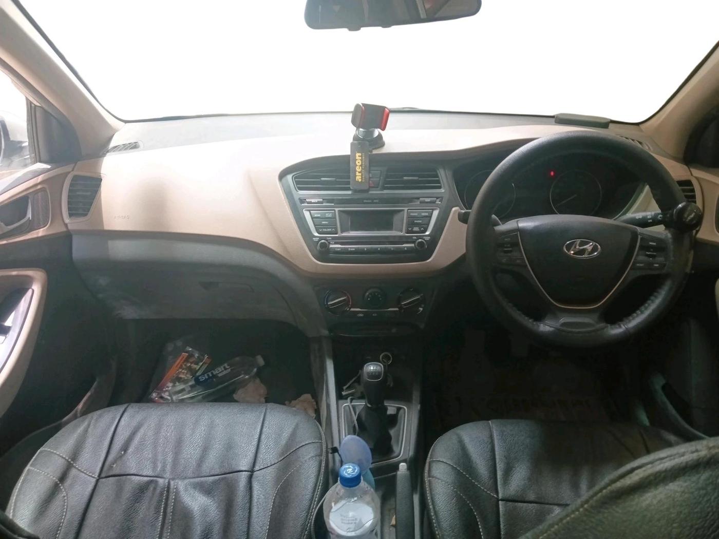 2016 Hyundai Elite i20 MAGNA 1.2, Petrol, Manual, 74,626 km, interior