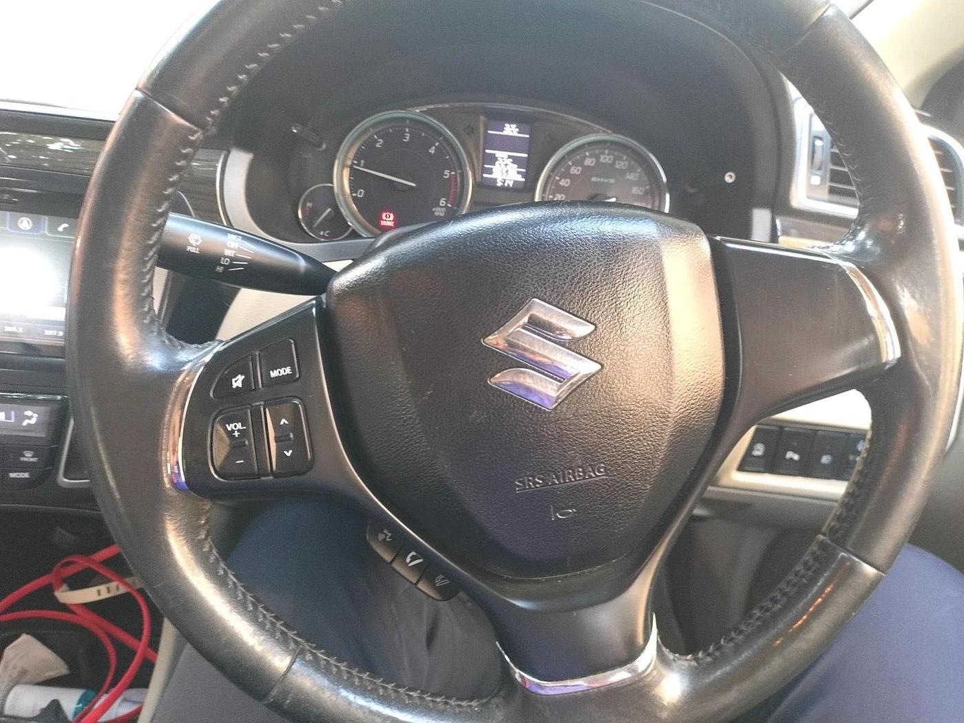 2016 Maruti Ciaz ZDI+ SHVS, Diesel, Manual, 96,540 km, interior