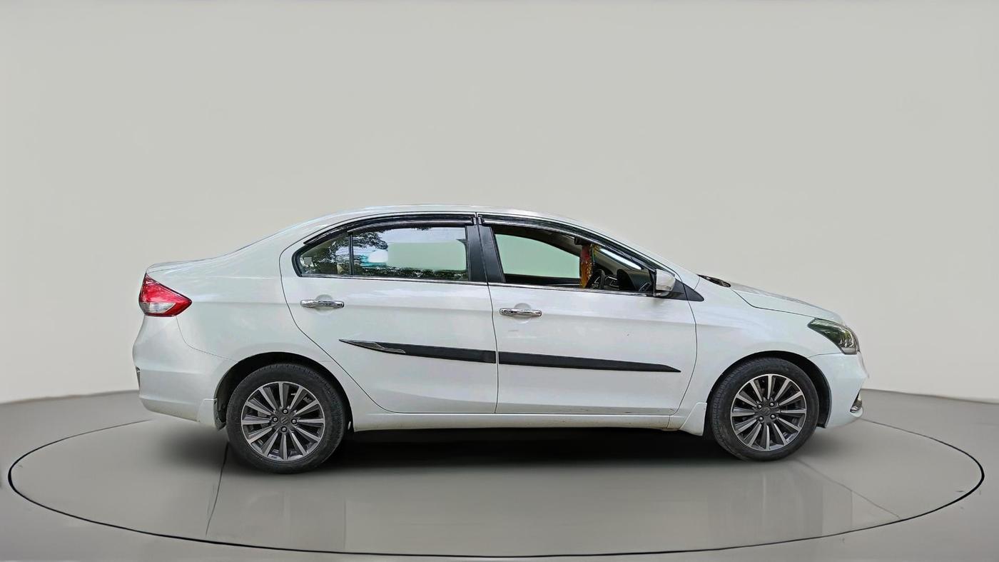 2024 Maruti Ciaz ALPHA  AT 1.5 SHVS PETROL, Petrol, Automatic, 7,75,000 km, exterior