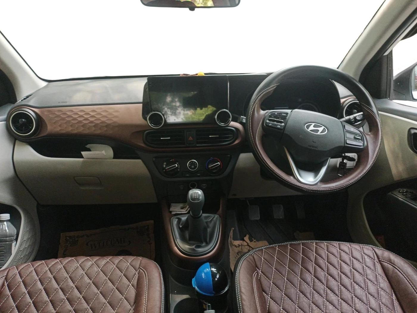 2025 Hyundai AURA S 1.2, Petrol, Manual, 11,771 km, interior