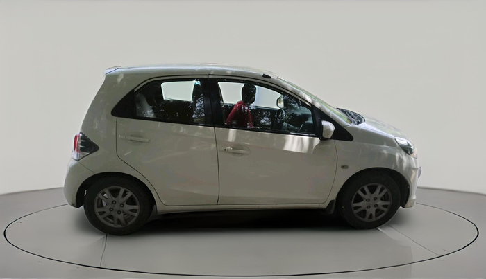 2013 Honda Brio V MT, Petrol, Manual, 29,682 km, exterior