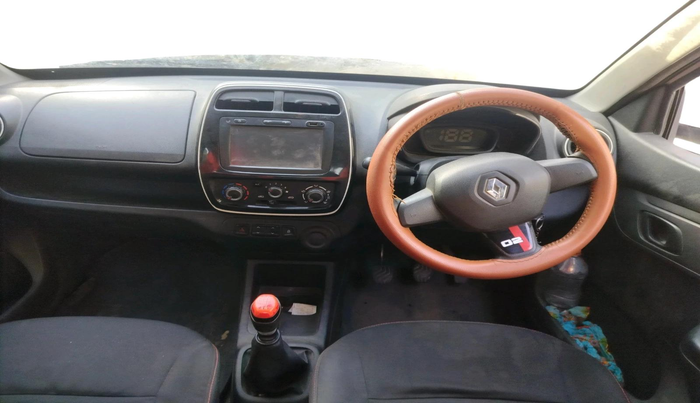 2017 Renault Kwid RXT 1.0, Petrol, Manual, 51,881 km, interior