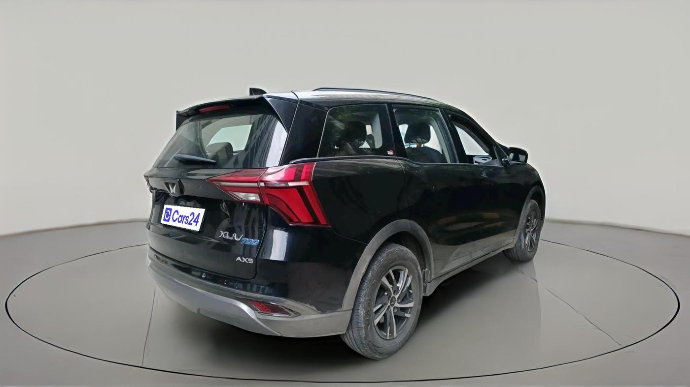2024 Mahindra XUV700 AX 5 D AT 7 STR, Diesel, Automatic, 46,911 km, exterior