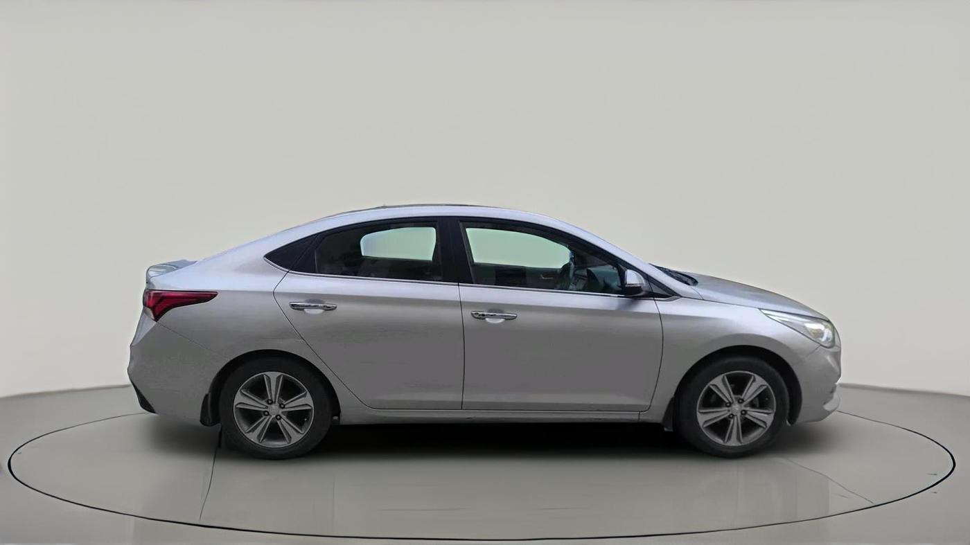 2017 Hyundai Verna 1.6 CRDI SX (O), Diesel, Manual, 91,215 km, exterior