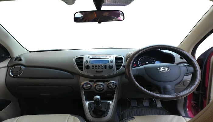 2013 Hyundai i10 SPORTZ 1.1, Petrol, Manual, 68,262 km, interior