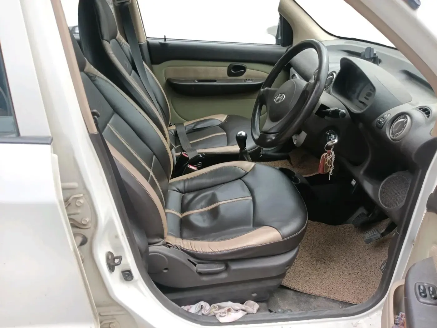 2012 Hyundai Santro Xing GL PLUS, Petrol, Manual, 96,424 km, interior