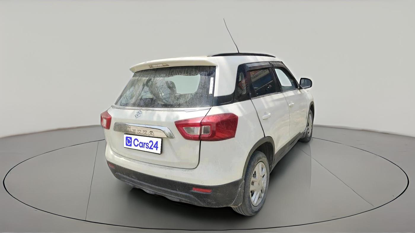 2022 Maruti Vitara Brezza VXI, Petrol, Manual, 1,48,062 km, exterior