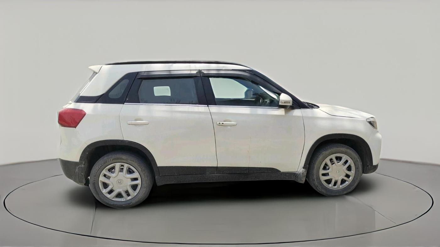 2022 Maruti Vitara Brezza VXI, Petrol, Manual, 1,48,062 km, exterior