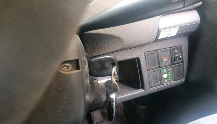 2012 Maruti Wagon R 1.0 LXI CNG, CNG, Manual, 1,38,031 km, interior