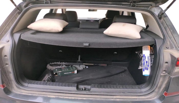 2023 Skoda KUSHAQ AMBITION 1.0L TSI MT, Petrol, Manual, 33,304 km, exterior