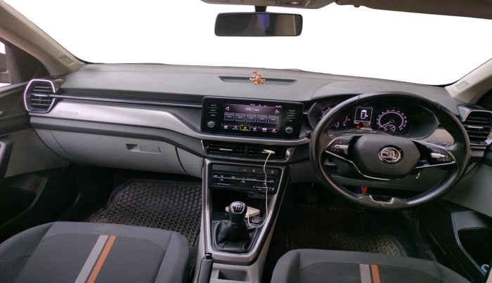 2023 Skoda KUSHAQ AMBITION 1.0L TSI MT, Petrol, Manual, 33,304 km, interior